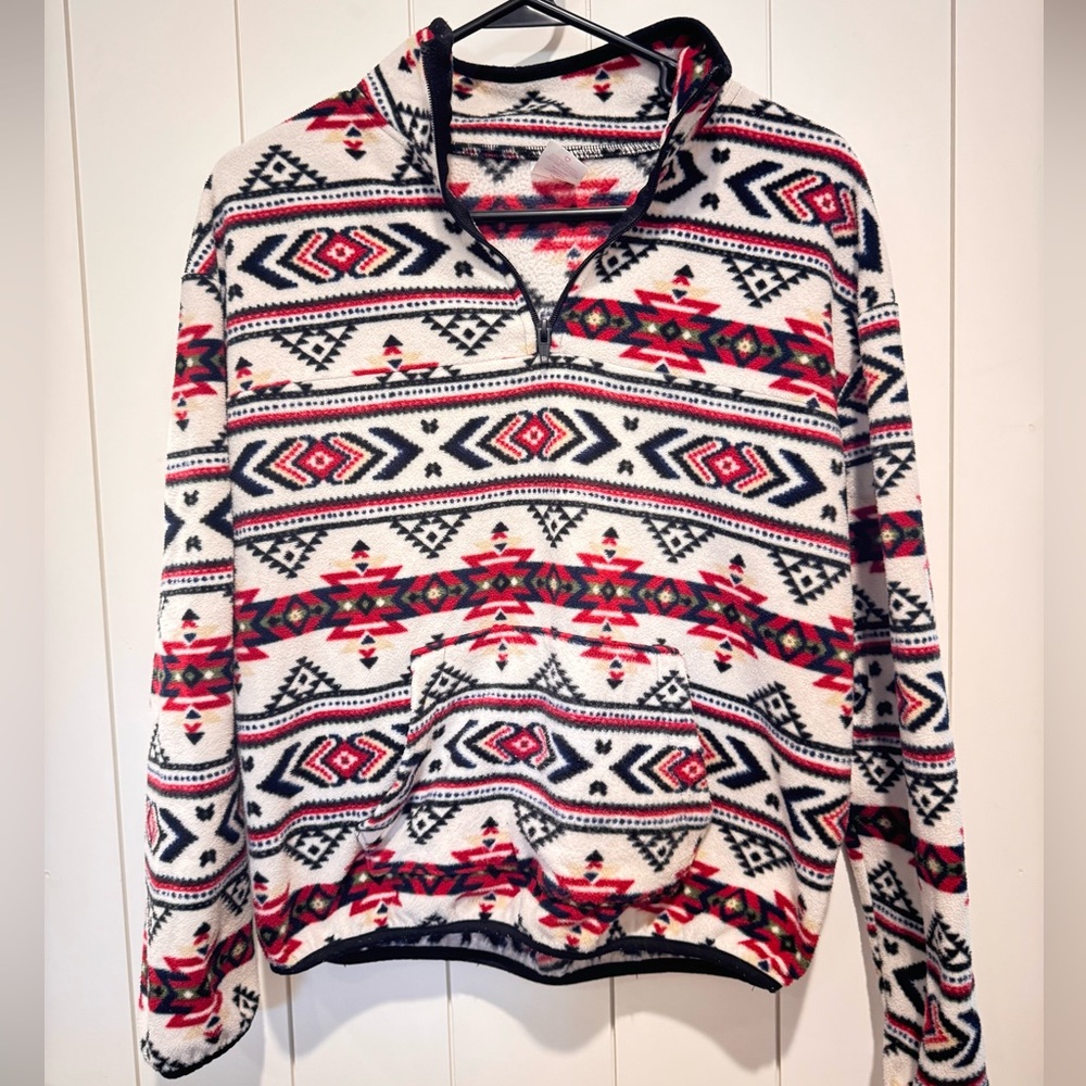 No Boundaries pull over sweatshirt